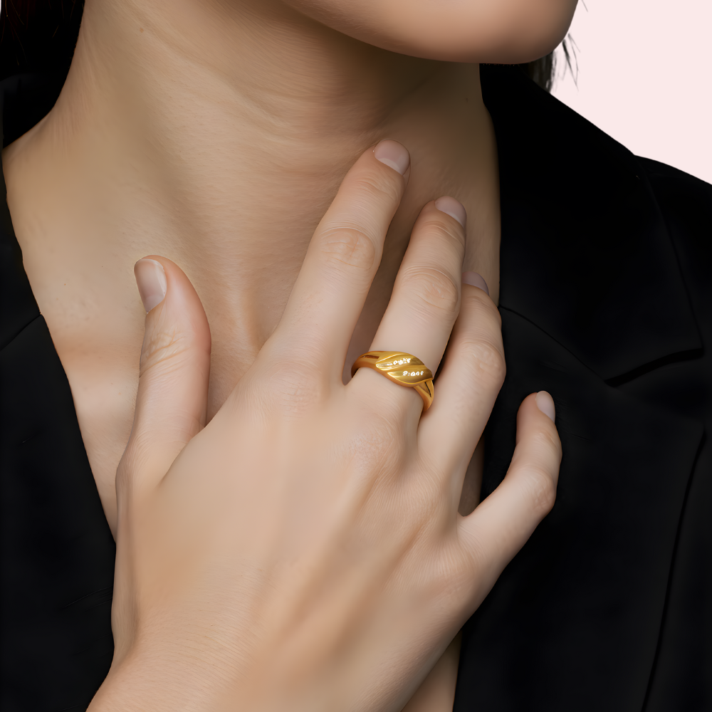 Classic Leaf Design Gold Polish Everyday Ring - product image 1