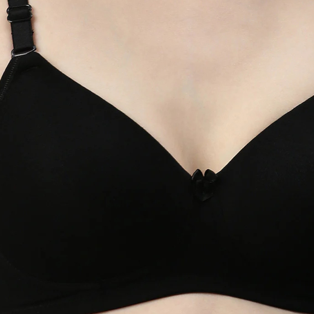 Passion Plunge - Black Seamless Padded Bra - product image 4
