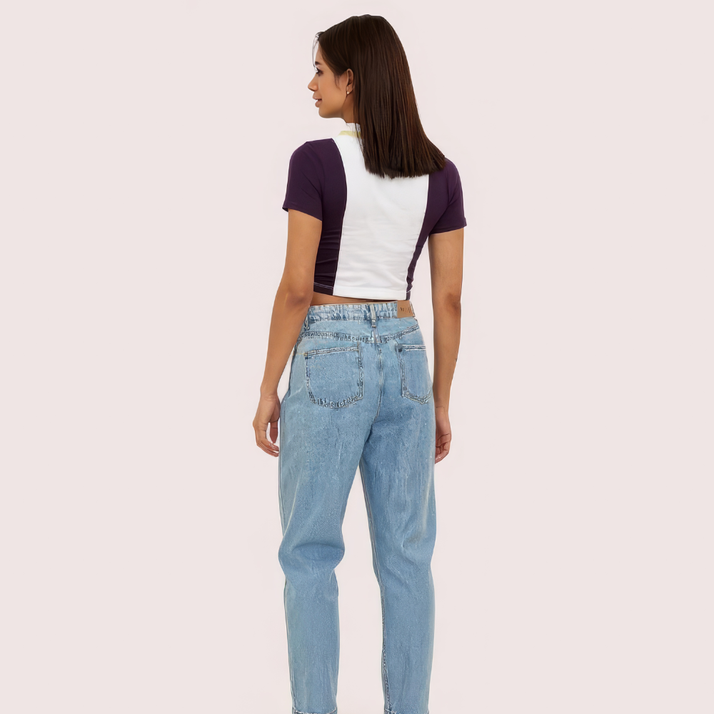 Camper Chic Contrast Zip Crop Top - product image 2
