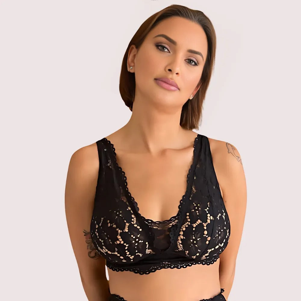 Chic Lace Bralette Gift Set For Luxe Occasions - product image 1